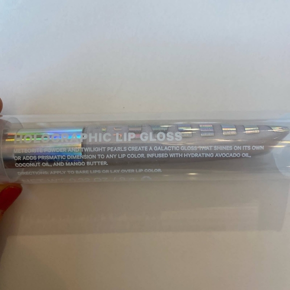 Milk makeup Holographic gloss - Picture 10 of 10